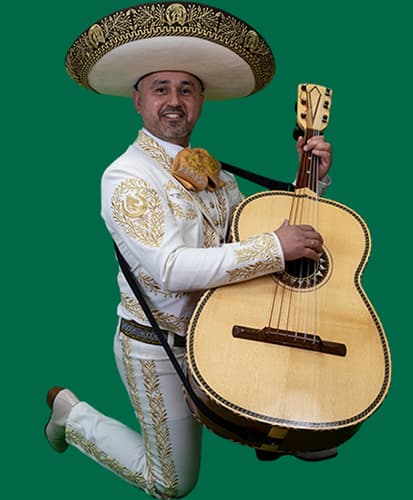 Christian Javier Escobar Acosta - Guitarron y Coros